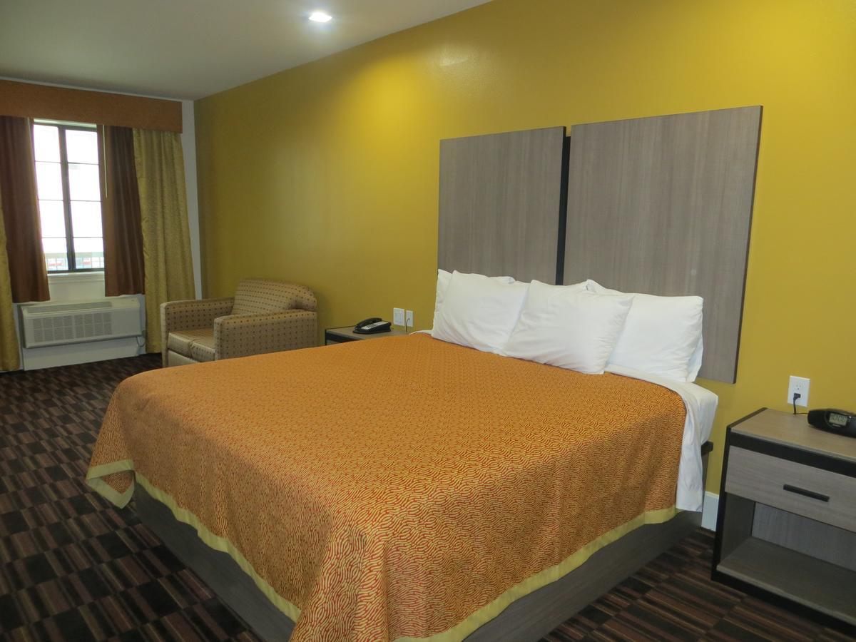 Scottish Inn And Suites Katy Zewnętrze zdjęcie