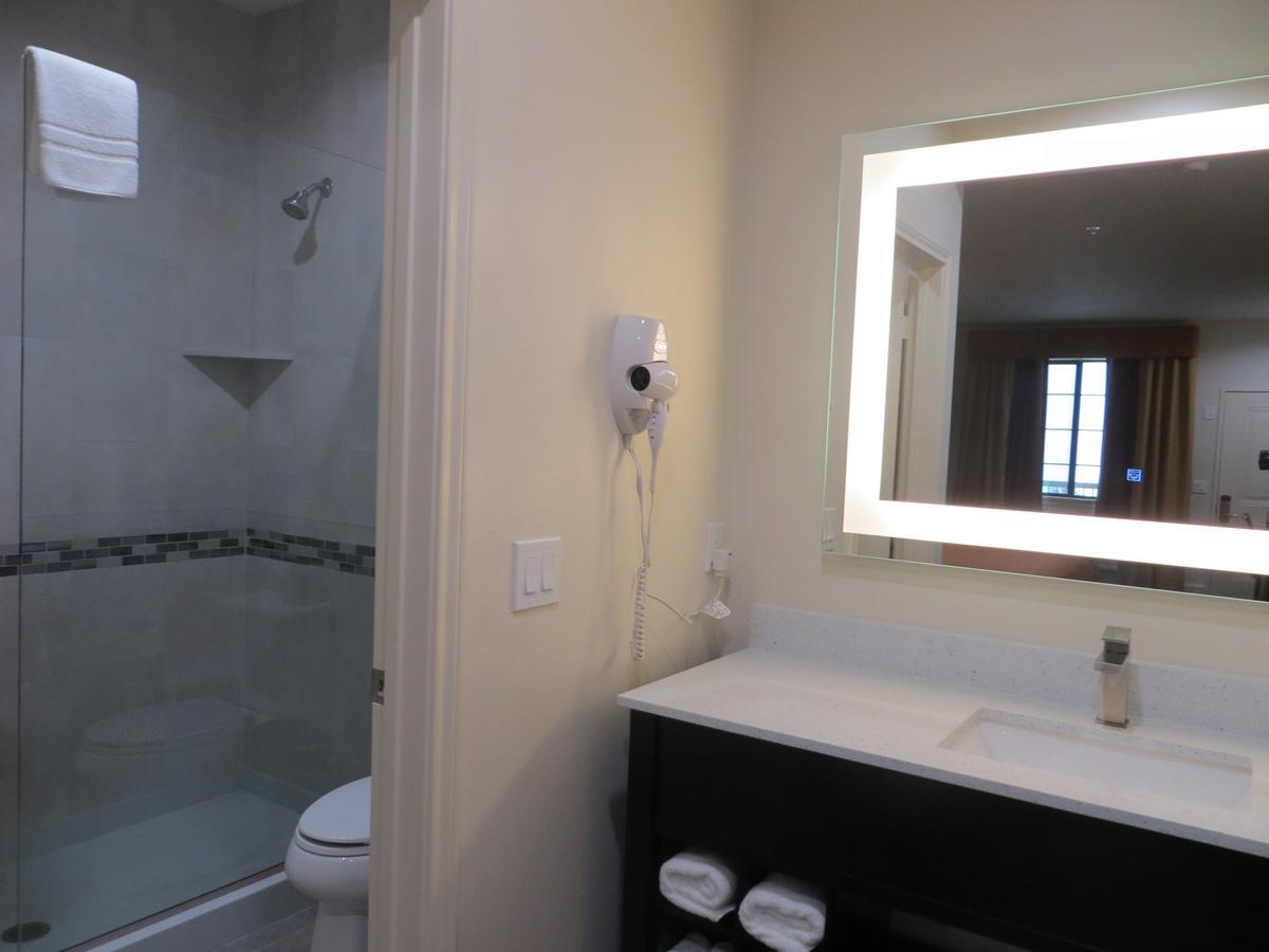 Scottish Inn And Suites Katy Zewnętrze zdjęcie